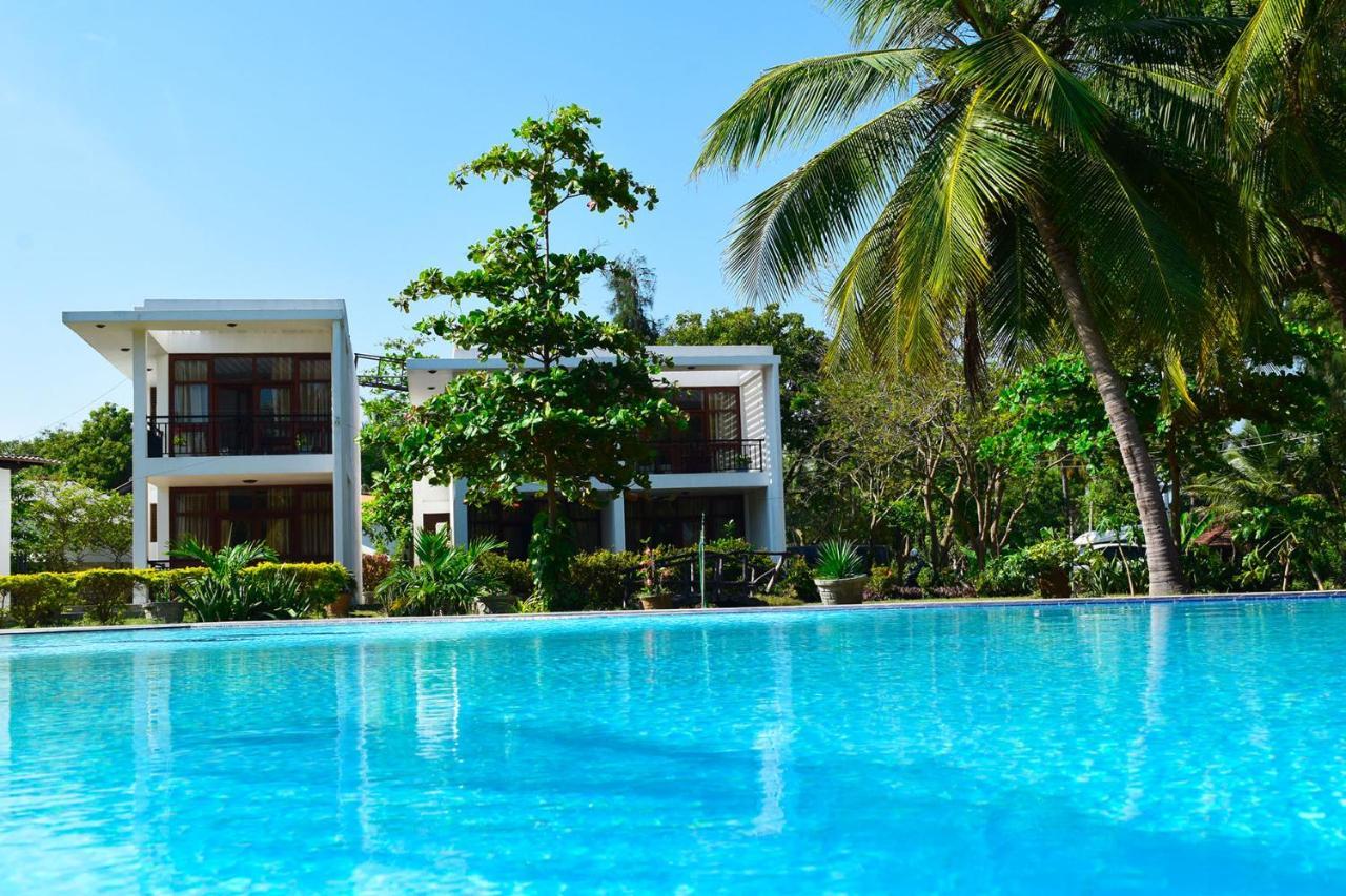 נילבלי High Park Hotel מראה חיצוני תמונה