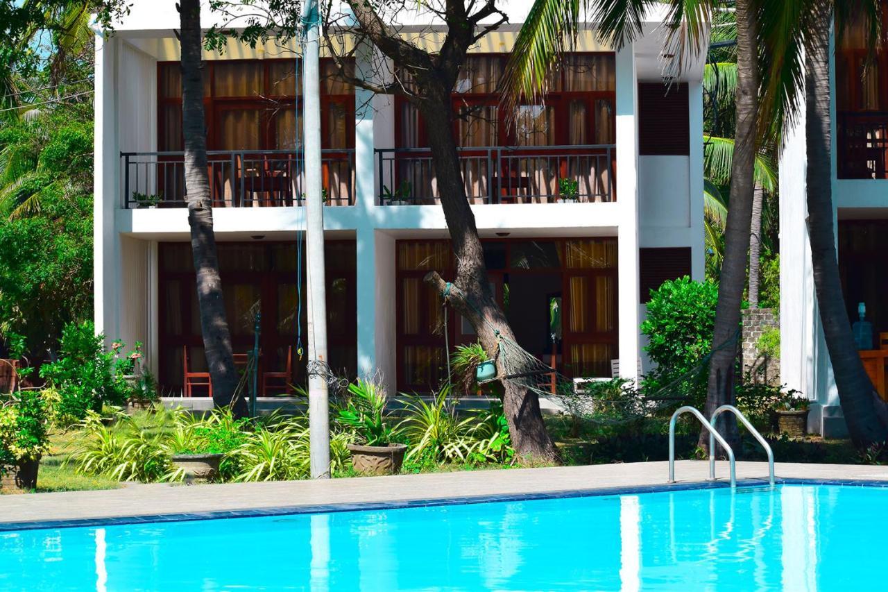 נילבלי High Park Hotel מראה חיצוני תמונה